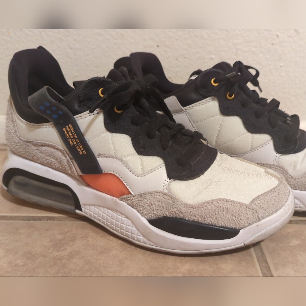 Jordan Max 200